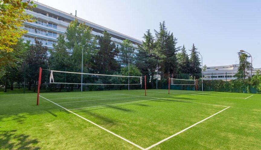 Спортивные площадки